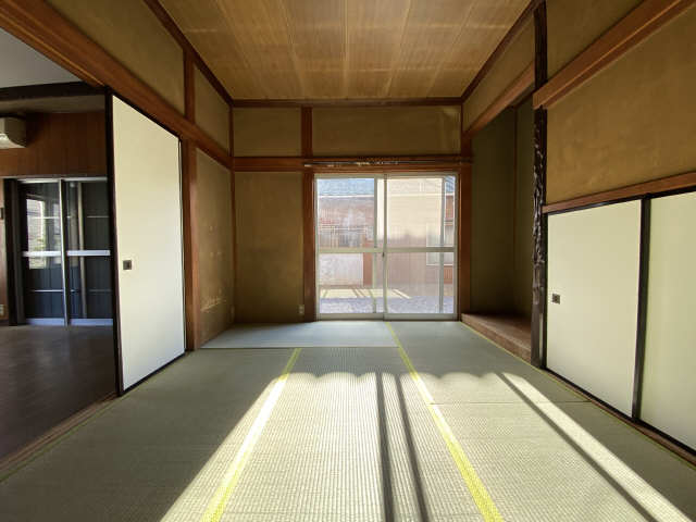 １F　東和室